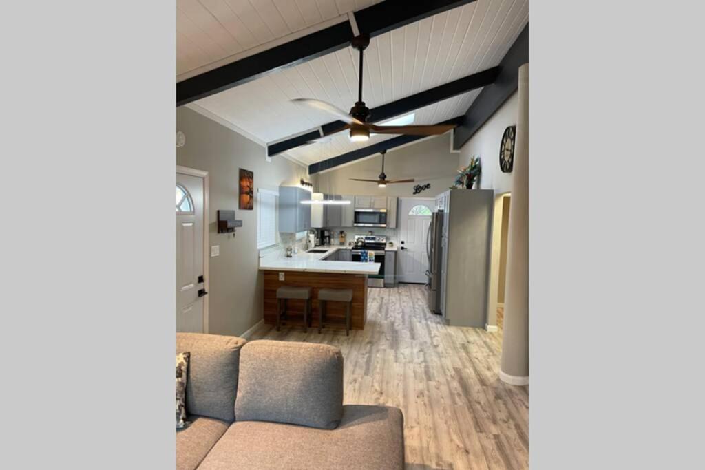 Waianae Spacious 2 Bedroom Beach House With King Suite מראה חיצוני תמונה