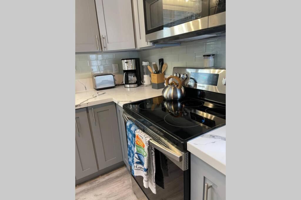 Waianae Spacious 2 Bedroom Beach House With King Suite מראה חיצוני תמונה