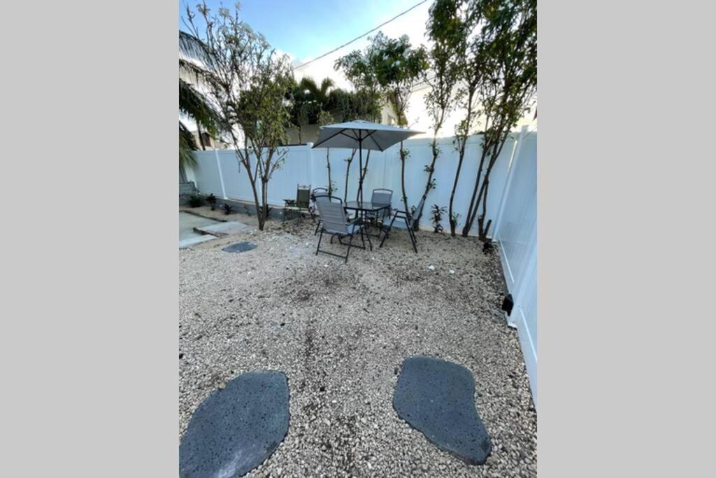Waianae Spacious 2 Bedroom Beach House With King Suite מראה חיצוני תמונה