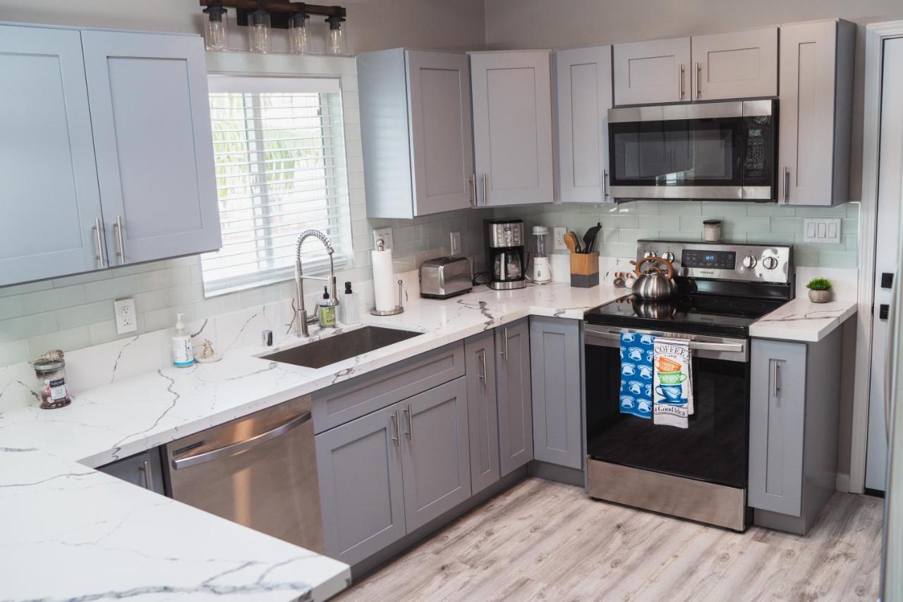 Waianae Spacious 2 Bedroom Beach House With King Suite מראה חיצוני תמונה